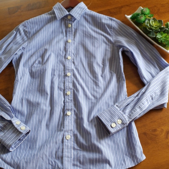 Banana Republic button down size 2 - Picture 1 of 6